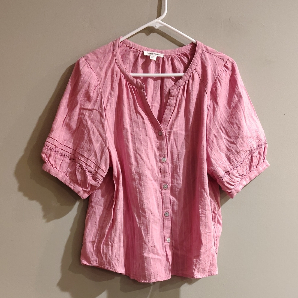 beachlunchlounge Women's Medium Deep‎ Pink Button-Front Puff Sleeve Top
